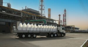 «Дорогобуж» безвозмездно передал смоленскому АПК 1000 тонн высококачественных удобрений